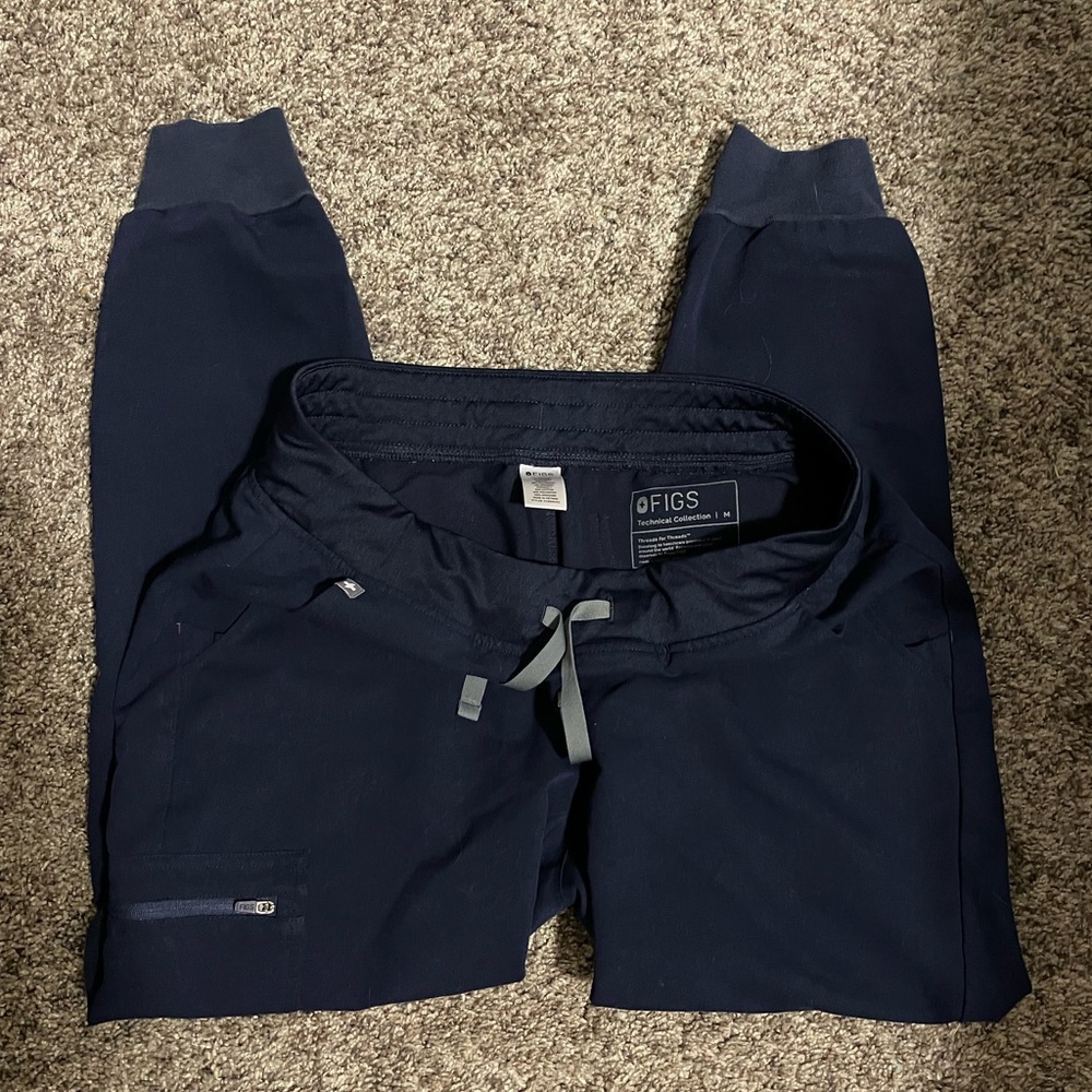 Figs joggers. Medium. Navy